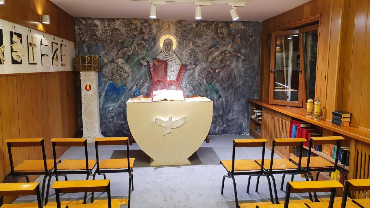 Wieczernik Dom Rekolekcyjny Ksiezy Pallotynow 시비엥타 카타지나 외부 사진